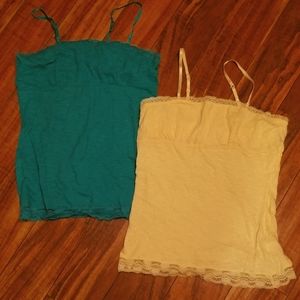 SET OF TANK TOPS